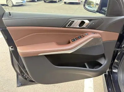 BMW X5 (Import)
