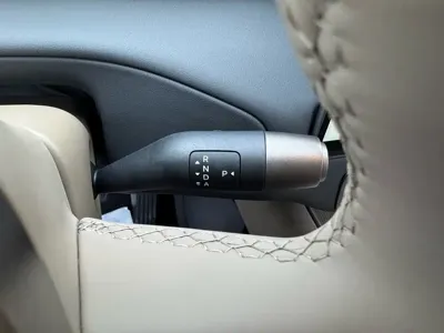 Li Auto Li MEGA