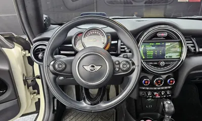 MINI Cooper Convertible