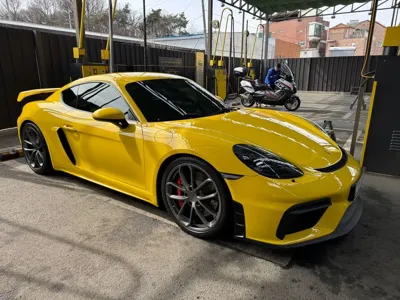 Porsche 718