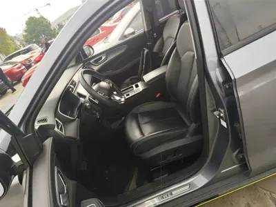 Roewe RX5 New Energy