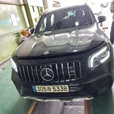 Mercedes-Benz GLB-Class