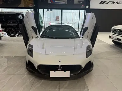 Maserati MC20