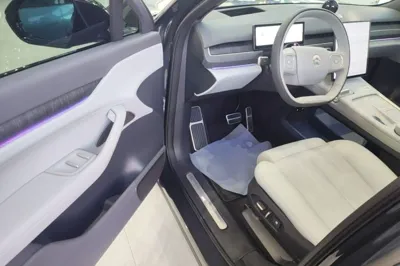 Nio ES8