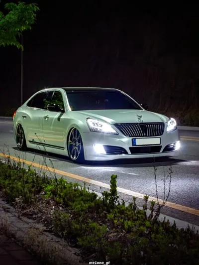 Hyundai Equus