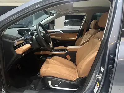 Xpeng P5