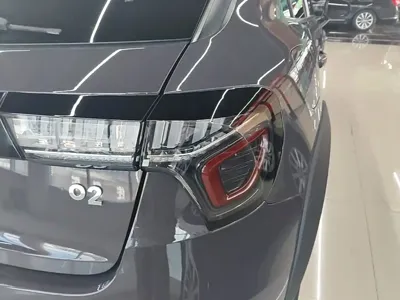 Lynk & Co 02