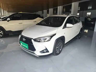 Toyota Yaris L