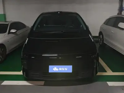 Li Auto Li MEGA