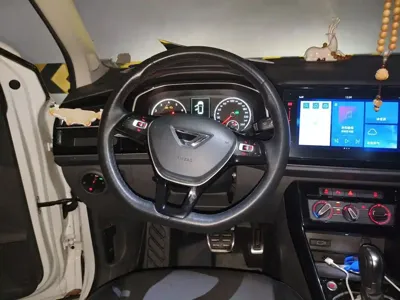 Jetta VS7