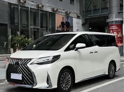 Lexus LM
