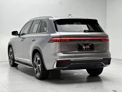Geely Xingyue L