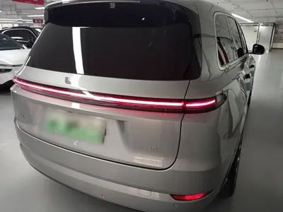 Li Auto L9