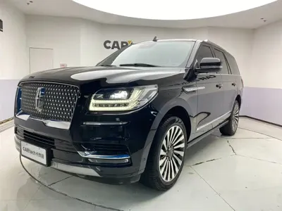 Lincoln Navigator