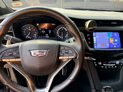 Cadillac XT6