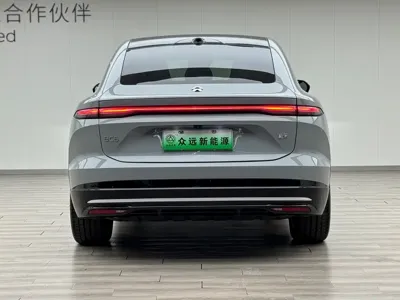 Nio EC6