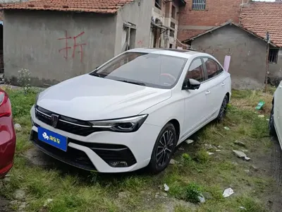 Roewe i5