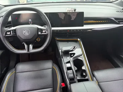 MG MG5 Scorpio
