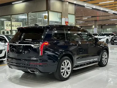 Cadillac XT6