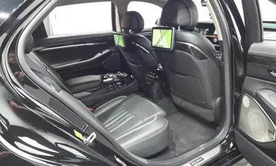 Genesis EQ900