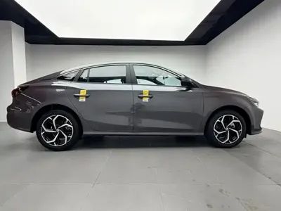 MG MG5 Scorpio