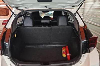 Toyota YARiS L Zhi Xuan