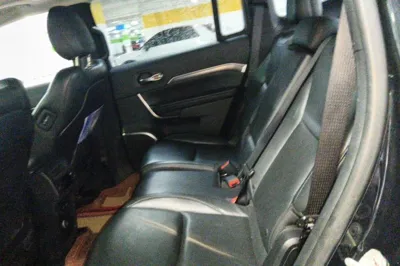 Jeep Grand Commander