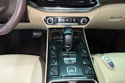 Bestune T77