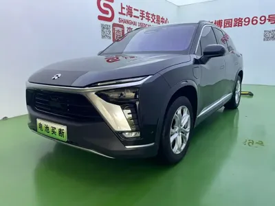 Nio ES8