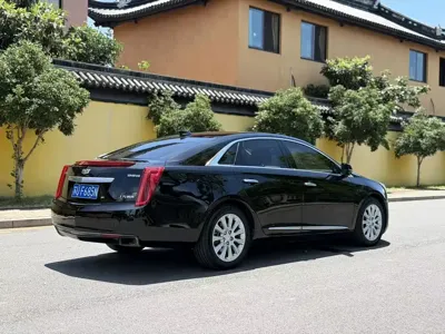 Cadillac XTS