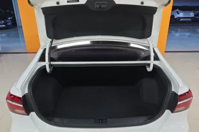 Roewe i6