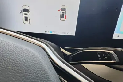 SAIC MAXUS G90