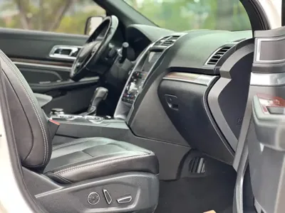 Ford Explorer (Import)