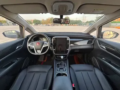 BYD MAX