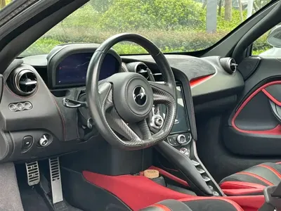 McLaren 720S