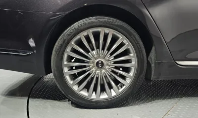 Kia K9