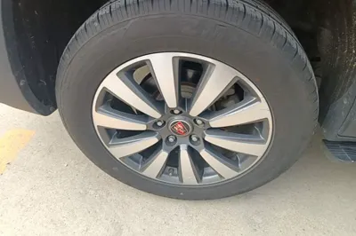 Roewe RX8