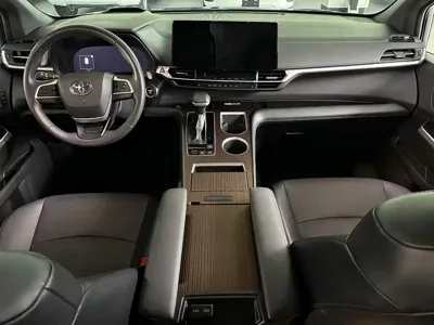 Toyota Granvia