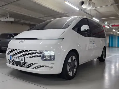 Hyundai Staria