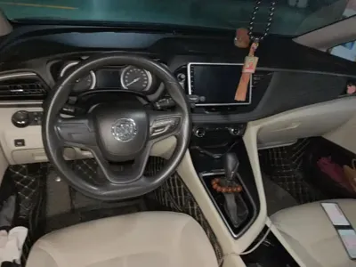 Buick GL6