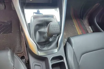 SAIC MAXUS G50