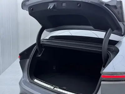 Nio ET9