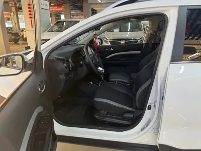 Kia KX1