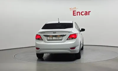 Hyundai Accent