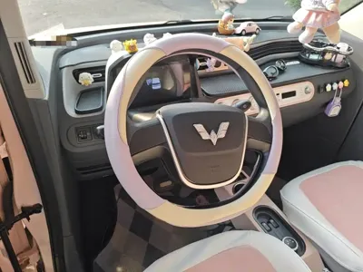 Wuling MINIEV