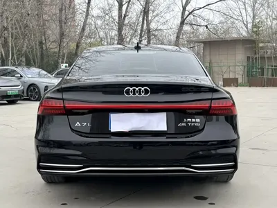 Audi A7L