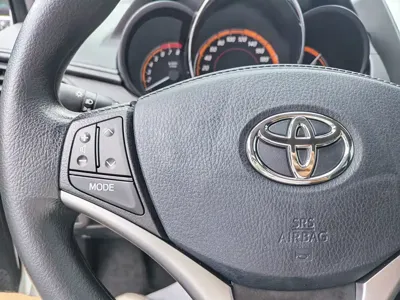 Toyota Yaris L