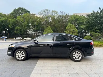 Ford Mondeo Zhisheng