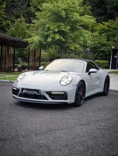 Porsche 911