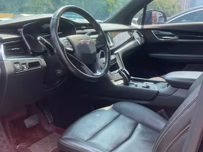 Cadillac XT6